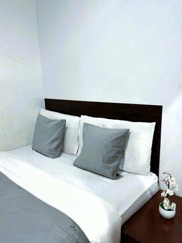 BGC Suites EDSA Makati