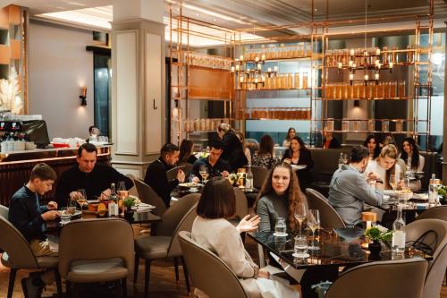 The Ritz-Carlton, Berlin