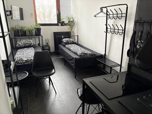 INDUSTRIAL ZONE-STUDIO 3