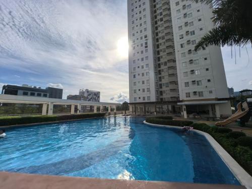 Bed in Share Apartment Avida Towers Cebu IT Park