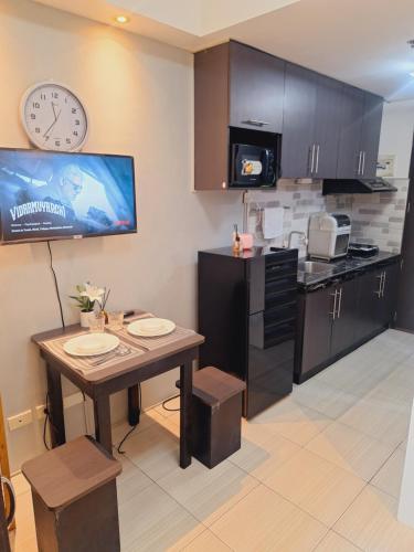 Flat NAIA Manila Chateau Elysee pool view