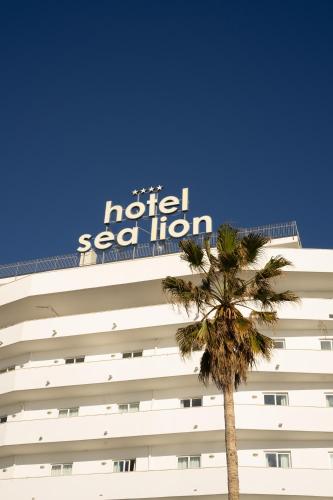 Sea Lion Hotel