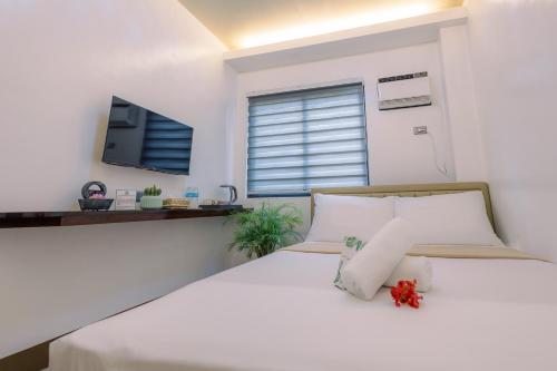 Loboc Riverside Inn & Restaurant