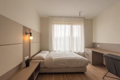 Cessange House by Rentaroo