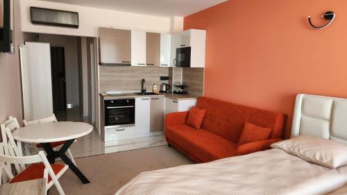 Димоти Апартхотел