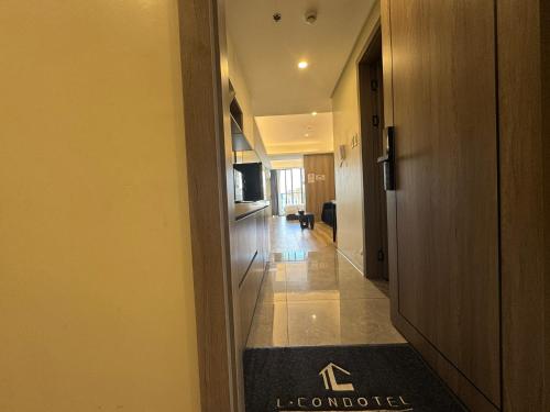 LCONDOTEL Hotel Studio with Balcony at Imperial Plaza near MOA NAIA PITX