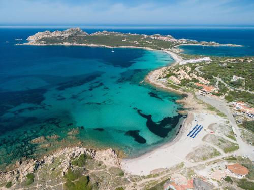 Mangia's Santa Teresa Sardinia, Curio Collection by Hilton