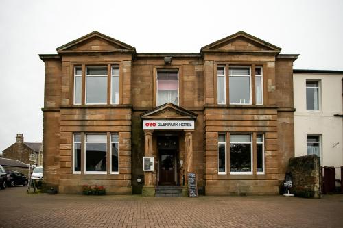 OYO Glenpark Hotel, Ayr Central