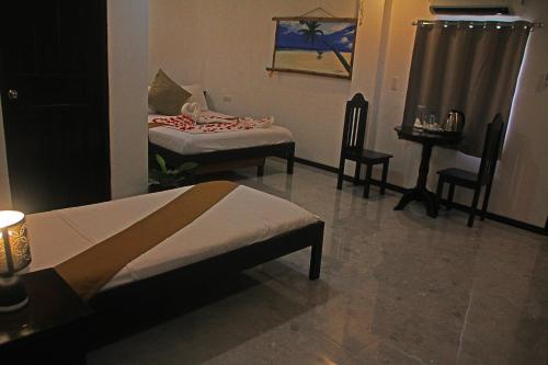 Hotel Oasis Port Barton