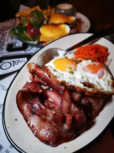 Picasso Boutique Serviced Residences