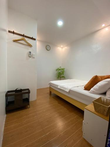 Sakura Transient House Angeles