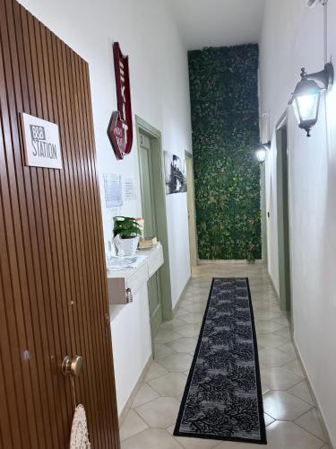 B&B Station