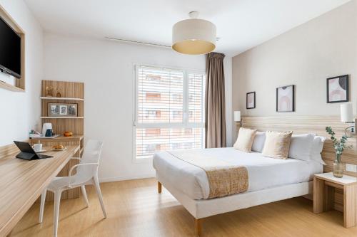 Q7 Lodge