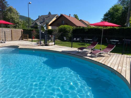 Les 4 flocons à 100m lac et du centre ville , wifi, parking, sauna