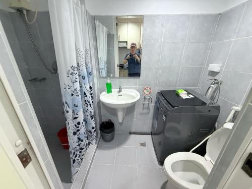 Sea Residences Mall of Asia by Jermel