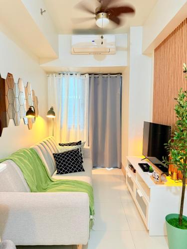 MOA Staycation at Shore 3 Residences Tower 1