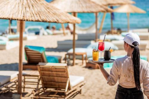 Onyx Beach Residence