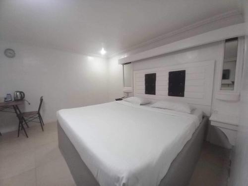 OYO 1141 Healing Condo Hotel