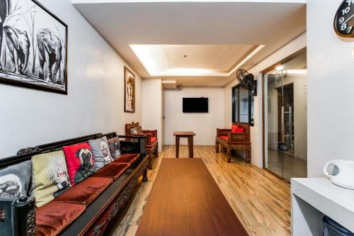 Regal Residences