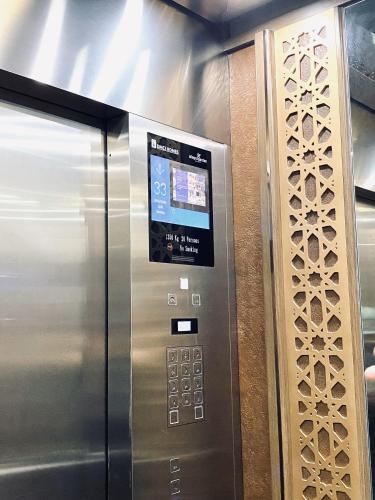 JFam Suites Allegra Condo with Balcony, FREE Parking