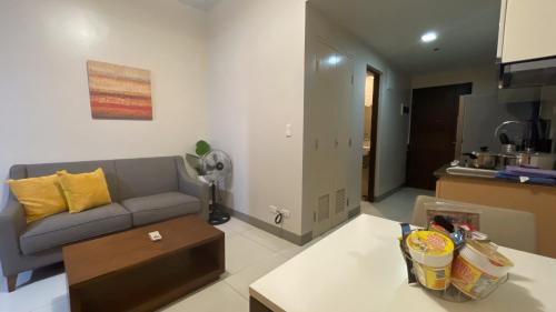 Full-Serviced Residential Apartment in One Uptown Residences, BGC