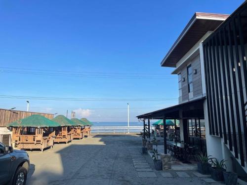 Elmarie Beach Resort