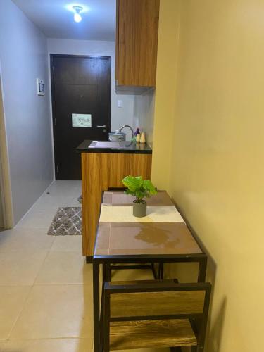 Cozy studio unit 10mins from Airport 20mins from US Embassy across SM Sucat