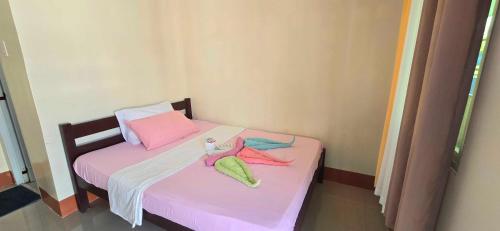 Junlyn Apartelle by OYO