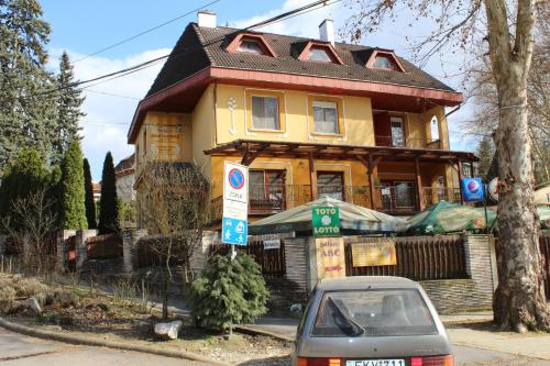 Herczeg Sétány Apartmanház