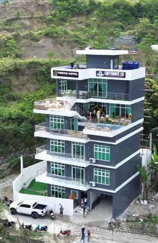 Yurich Hotel