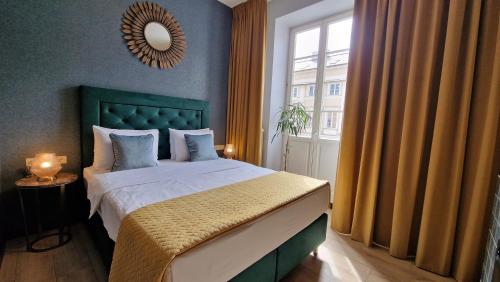 SleepWell Apartments