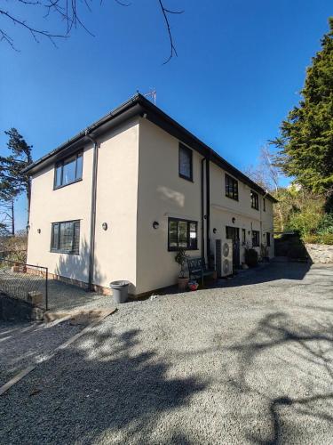 Bryn Mynach Guest House