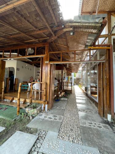 Lunazul Guesthouse