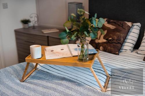 Spacious 1-Bedroom Home with free private parking