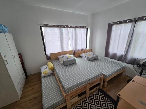 Inn the Mountain a farm house on a foggy farm hill