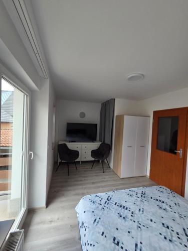 Apartmaji Pri Kokolu