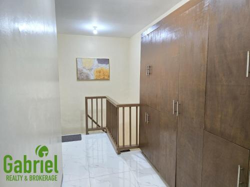 Fully-Furnished Compostela House with Carpark, WiFi, Netflix