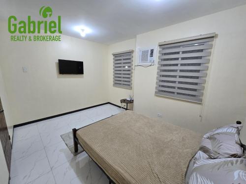 Fully-Furnished Compostela House with Carpark, WiFi, Netflix