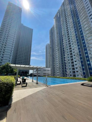 A Premium Condominium in a Prime Location connected to SM North EDSA Mall and walking distance to Solaire Resort and Casino and Trinoma Mall in Quezon City
