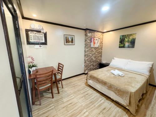 Nazarene Apartelle -R5