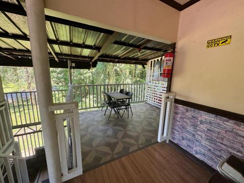 Nazarene Apartelle -R5