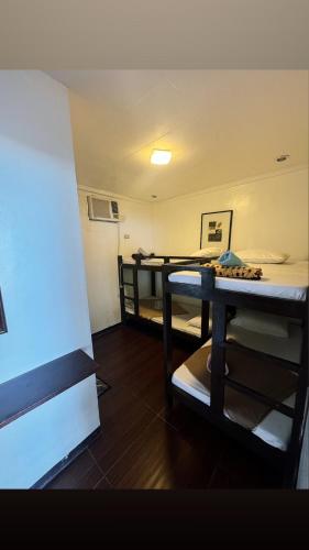 Raya Del Sol Dive Resort