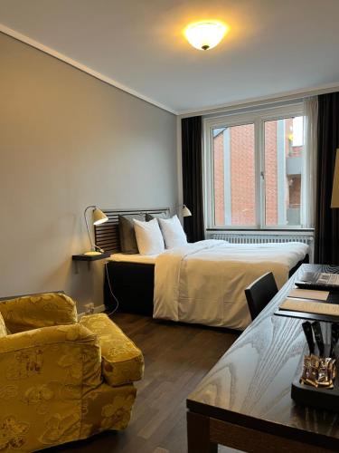 First Hotel Grand