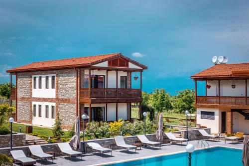 Chateau Mosmieri Resort