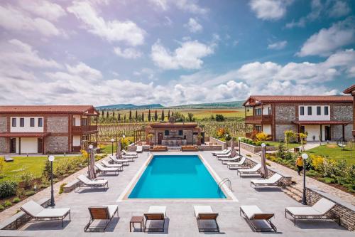 Chateau Mosmieri Resort