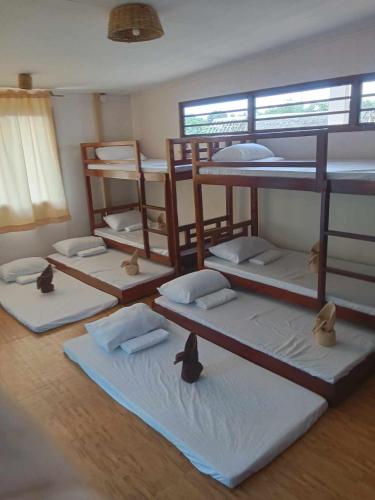 Camote's Lake Retreat