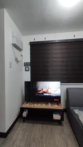 Las Palmas 202 Near Enchanted Kingdom - Valdez Villa