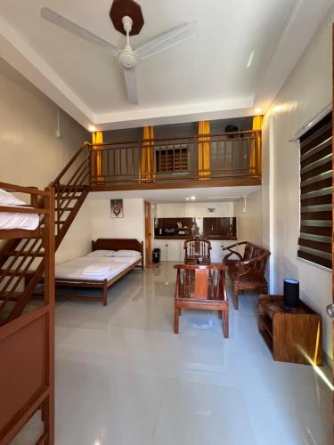 Antonia Transient House