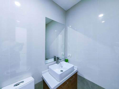 1BR Condotel Suite at Sunshine100 City Plaza #SS02-1