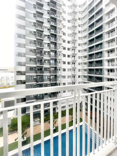 SM 11 Spacious Urban Nest